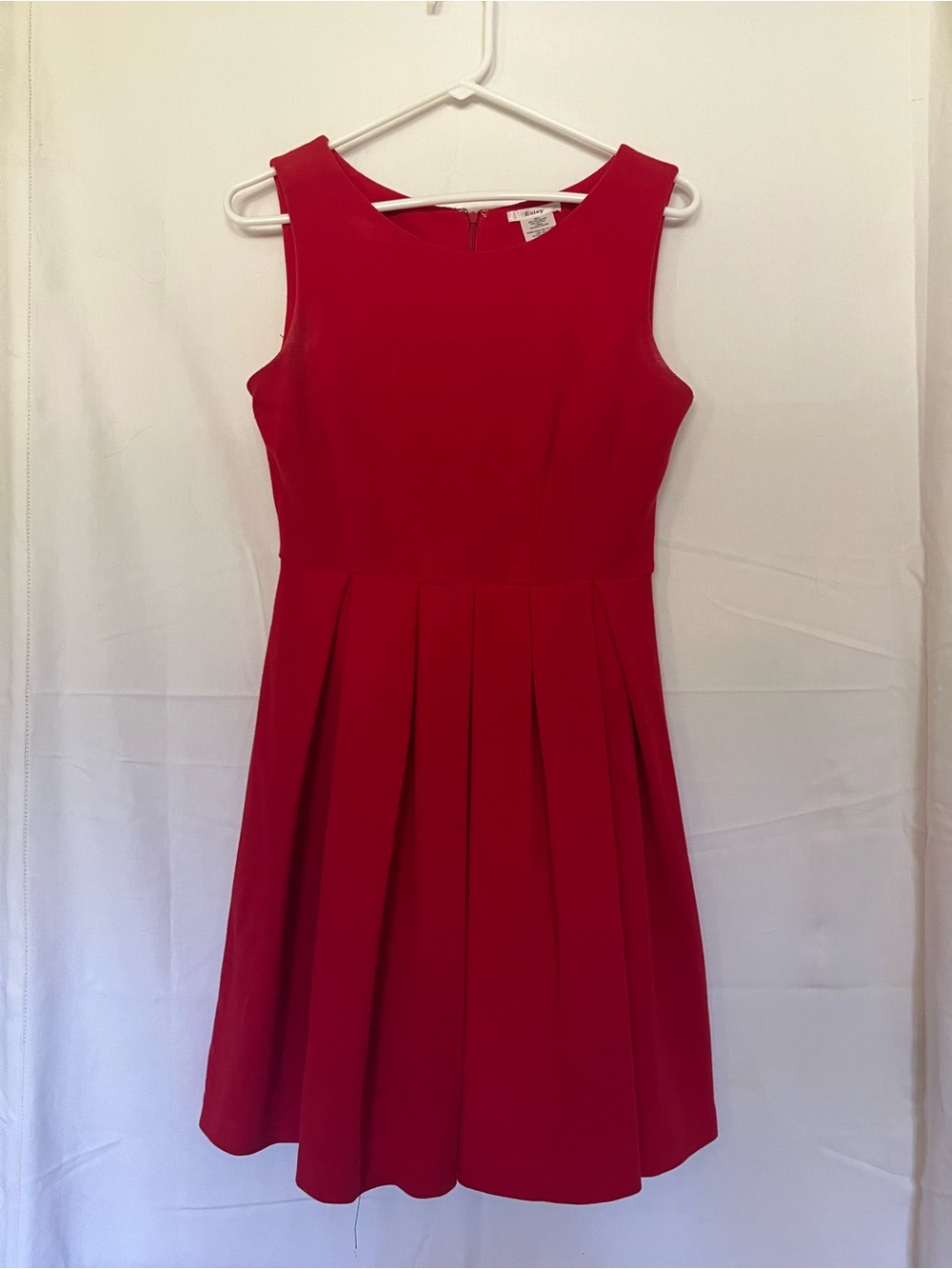Esley Sleeveless Red Pleated Fit-&-Flare Mini Dress